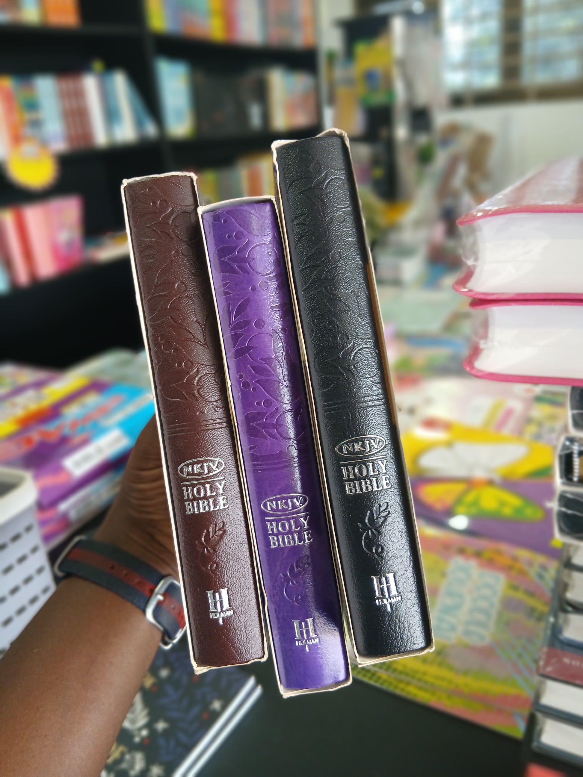 Holman NKJV Compact Ultrathin bible - City Reads Books and Stationery